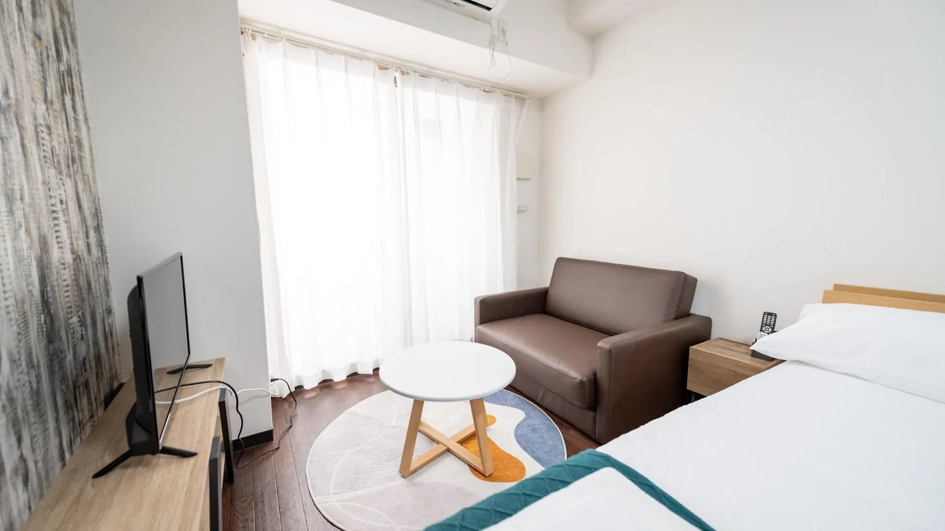Osaka Ue Hotel 优宜民宿 0*,